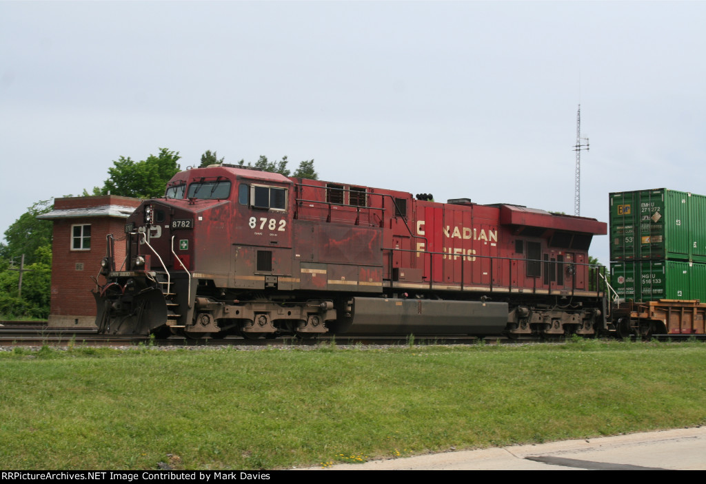 CP 8782